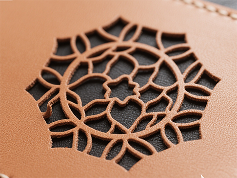 Visual Laser контроллері және визуалды емес лазерлі контроллер.